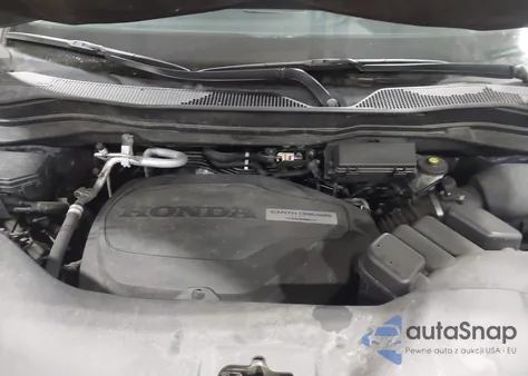 2019 Honda Pilot Touring z USA, uszkodzony, nr VIN 5FNYF6H9XKB053624